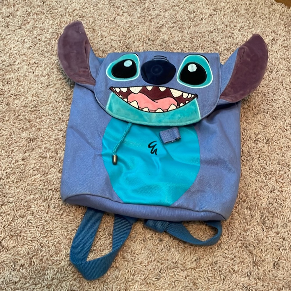 Stitch bookbag